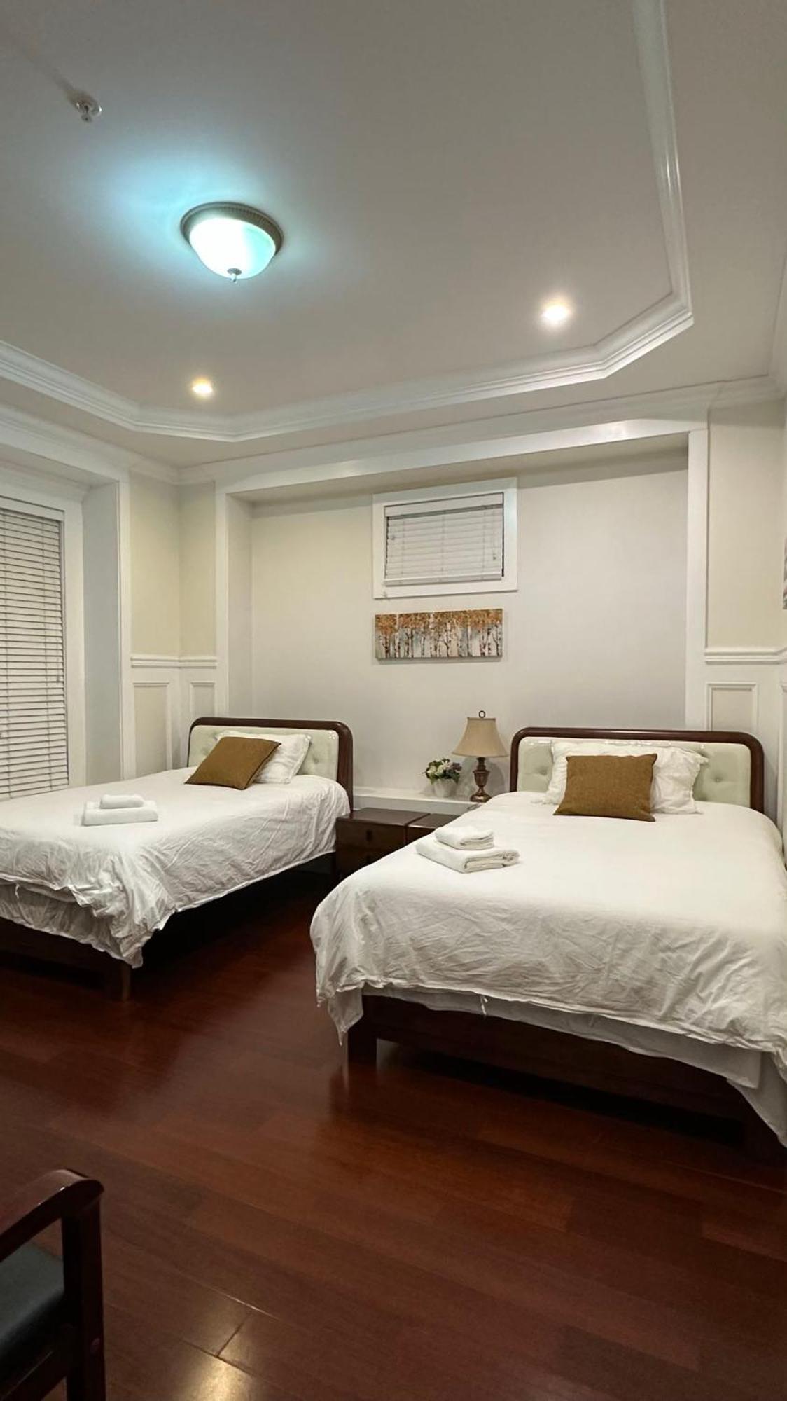 Luxurious Getaway In Vancouver-Private Room With Attached Bathroom Buitenkant foto
