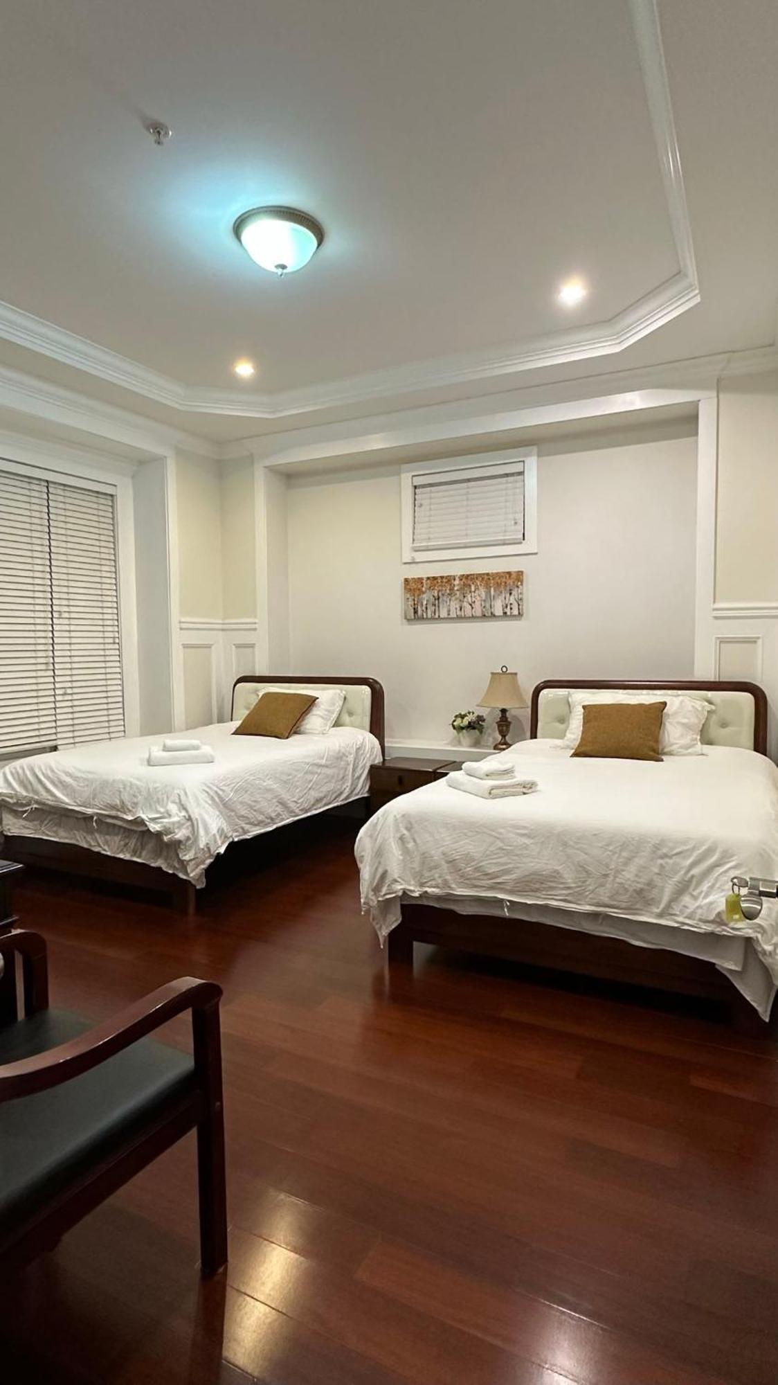 Luxurious Getaway In Vancouver-Private Room With Attached Bathroom Buitenkant foto
